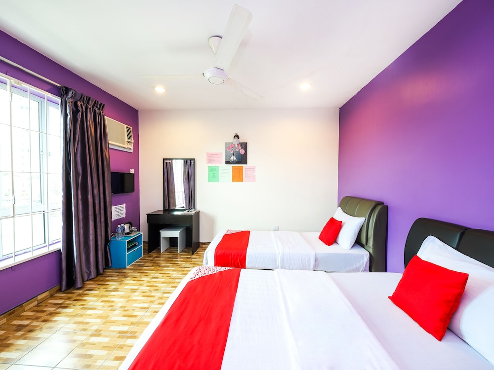 Borneo Inn 8/19