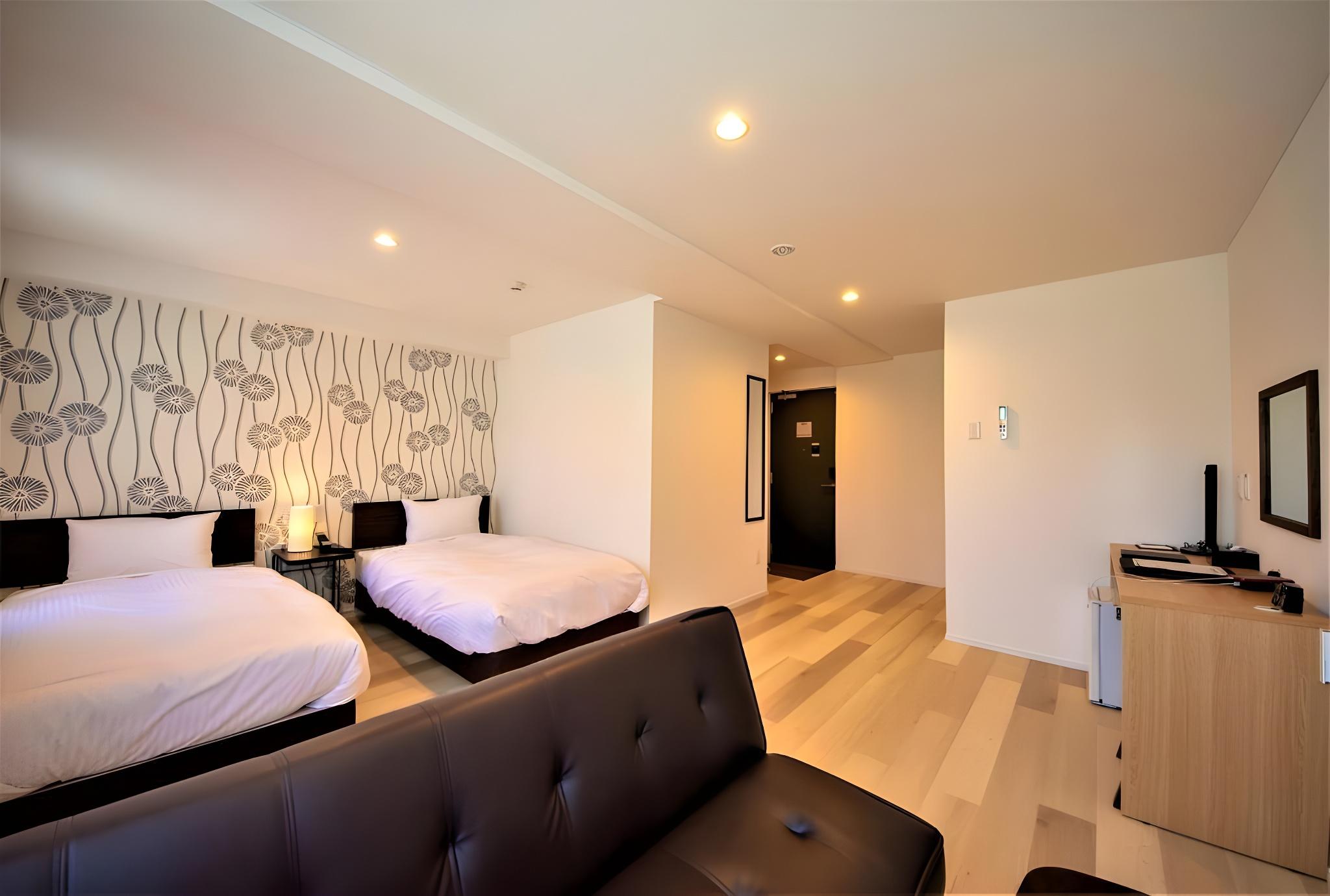 Room, Twin Beds