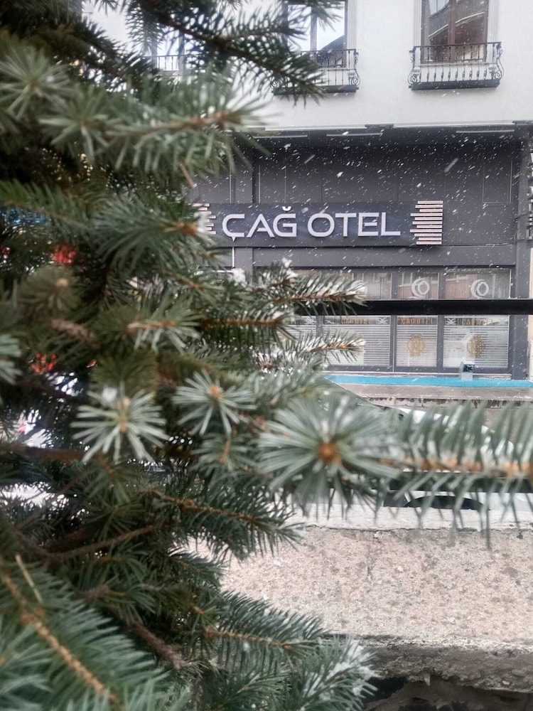 Cag Hotel 42/49