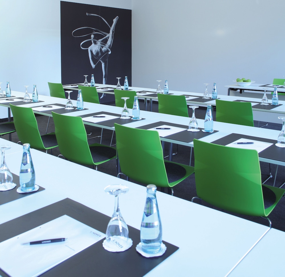 Lindner Hotel Frankfurt Sportpark Part of Jdv by Hyatt 60/68