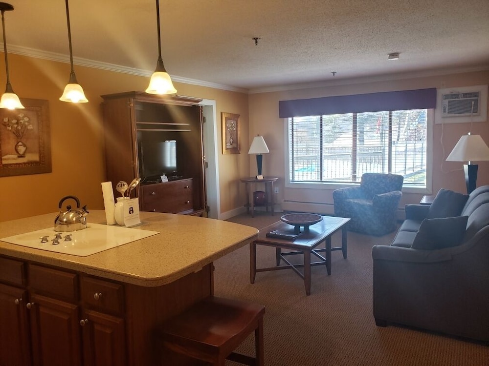 North Star Lodge And Resort 53/78