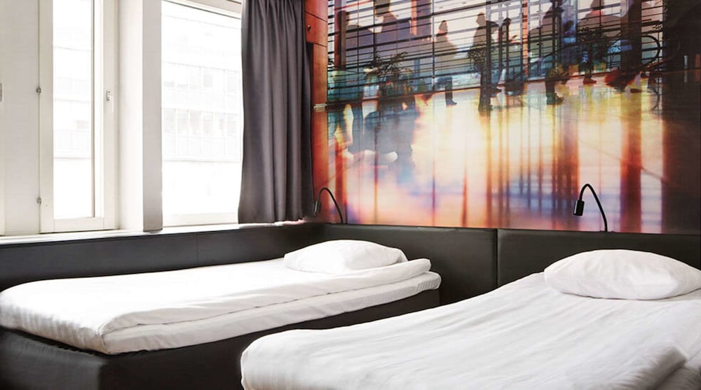 غرفة قياسية بسريرين منفصلين، Comfort Hotel Xpress Stockholm Central 4/9