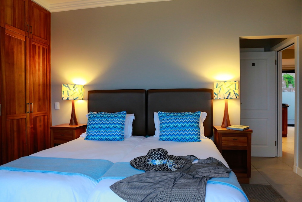 2 BEDROOMS, SUPERIOR, SUITE