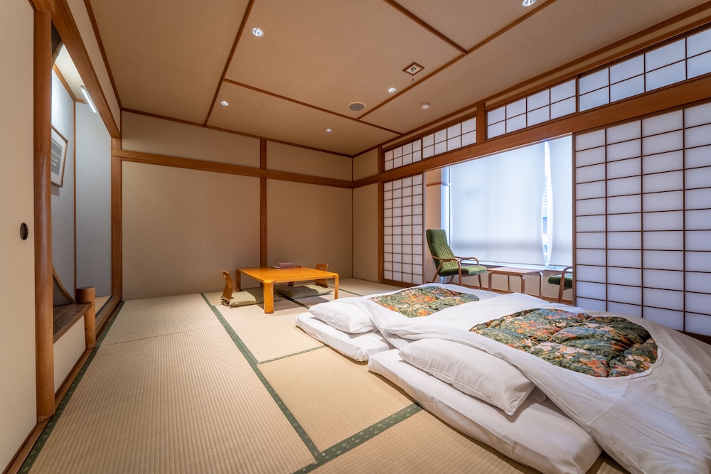 JAPANESE, TATAMI