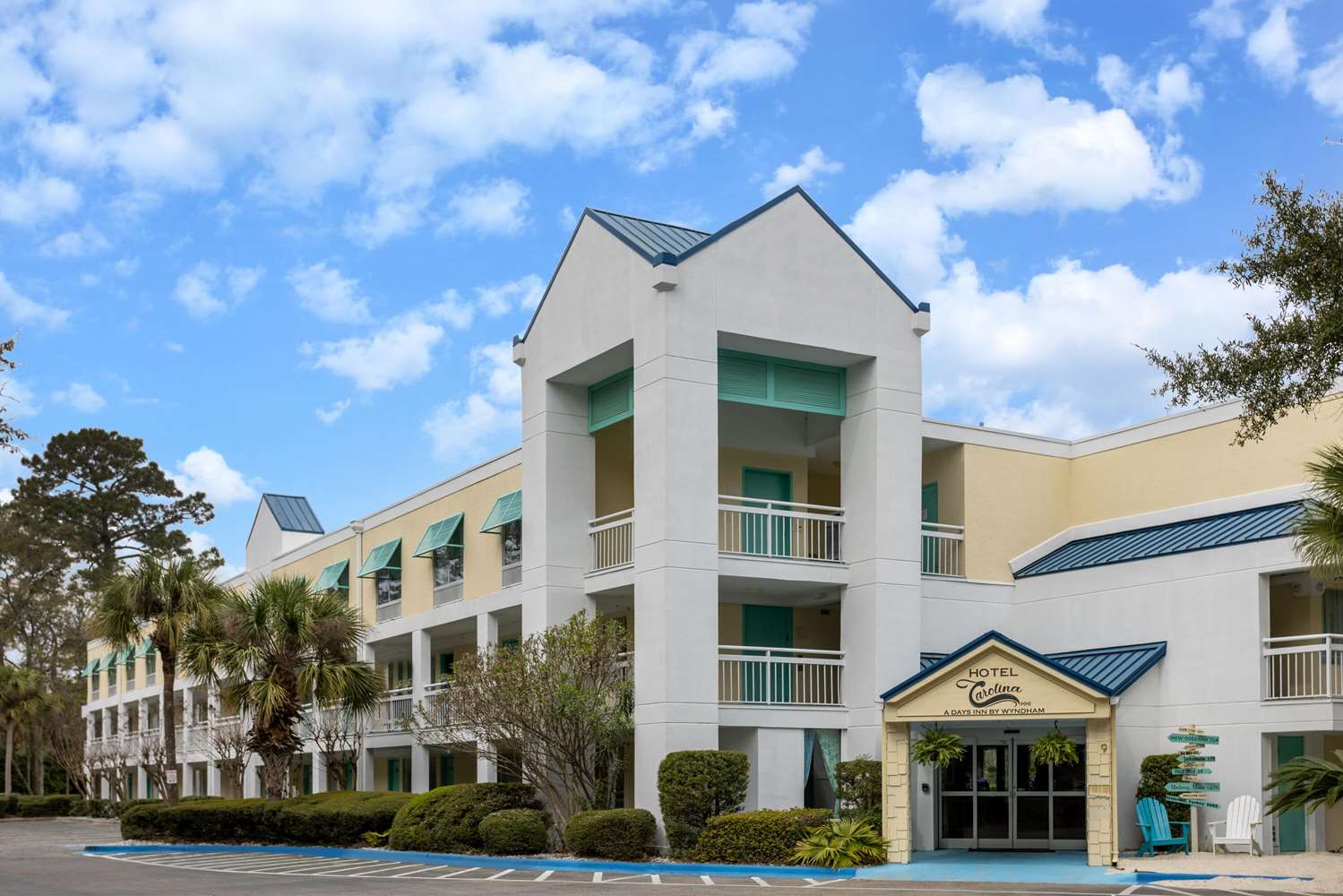 Hotel Carolina a Days Inn by Wyndham 3/35