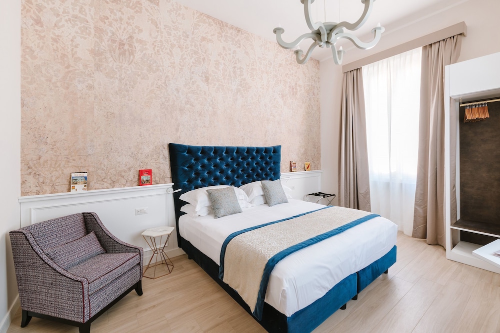 Rhea Silvia Luxury Navona 8/50