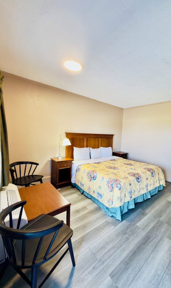 Motel 6 Williamston, NC - Highway 17 27/61