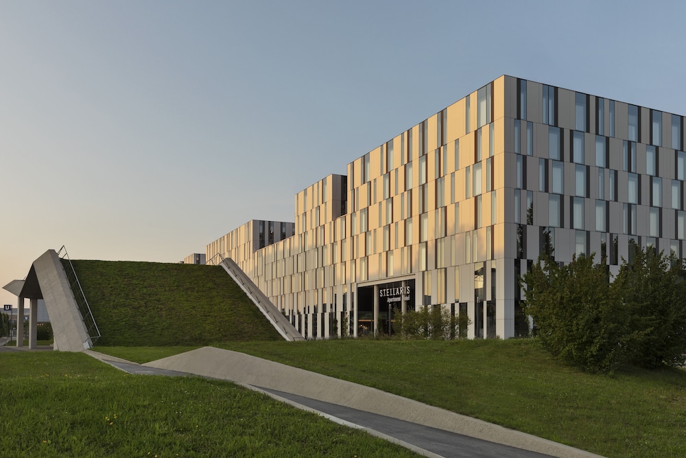 Stellaris Apartment Hotel 41/47
