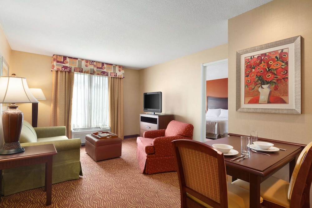 Homewood Suites By Hilton Medford 36/61