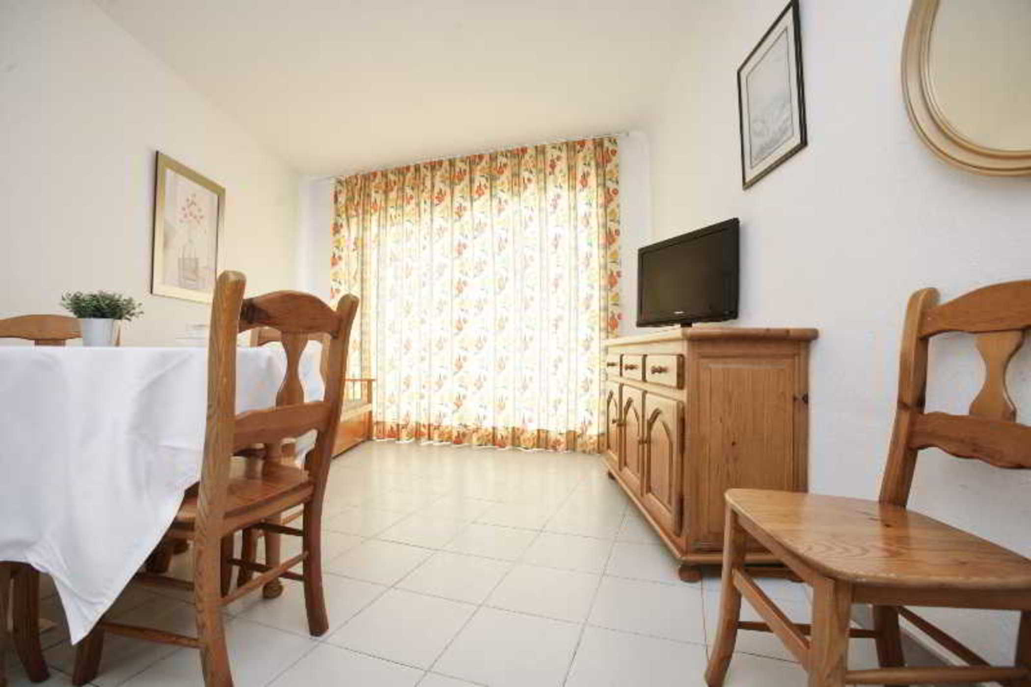 Port Gavina Apartments 8/16