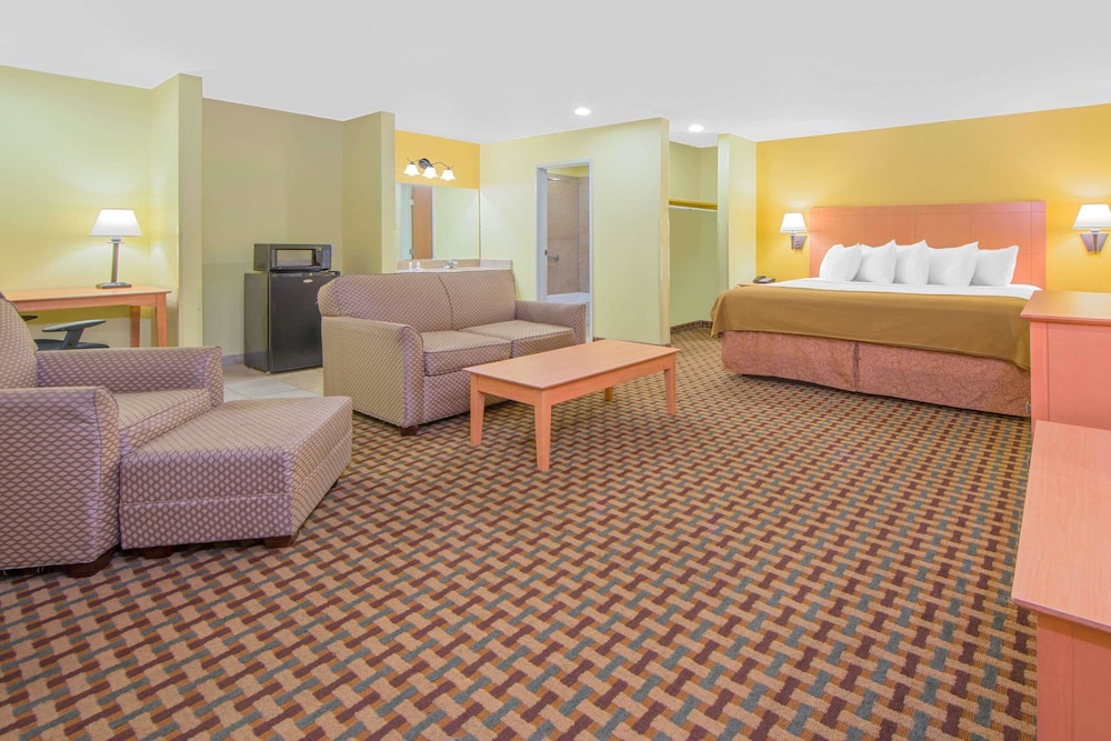 Days Inn by Wyndham Lubbock South 19/31