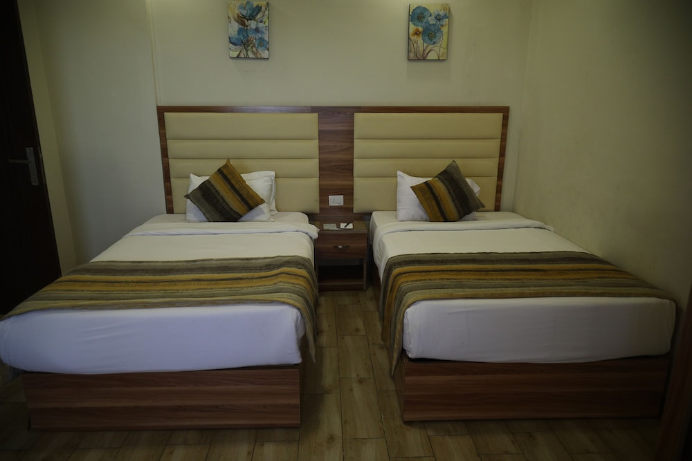 Jewel San Stefano Hotel 8/37