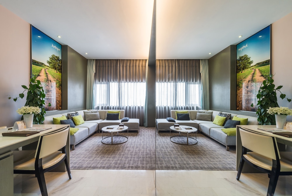 Hangzhou Tower Hotel 36/50