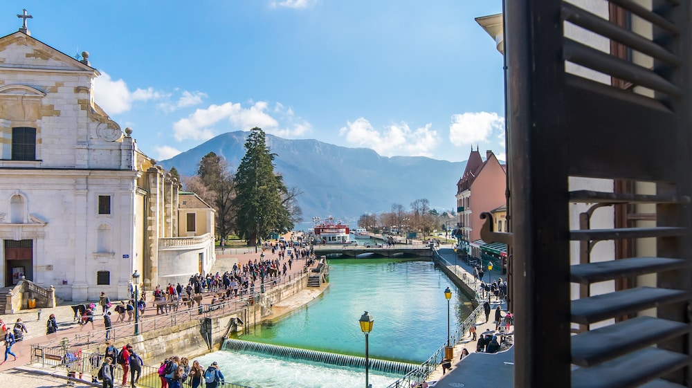 Hotel Du Palais de L Isle Annecy 3/77