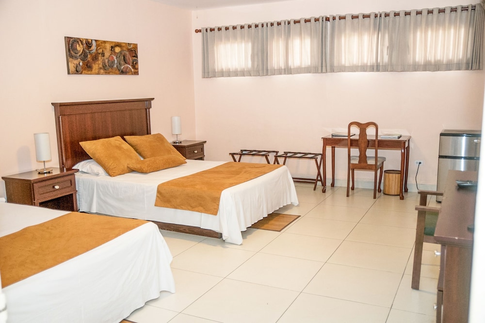 ALLAMANDA BED AND BREAKFAST 5/44