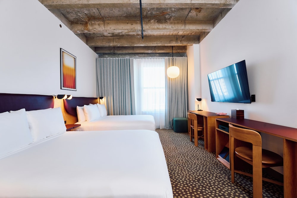 ROOM, 2 QUEEN BEDS