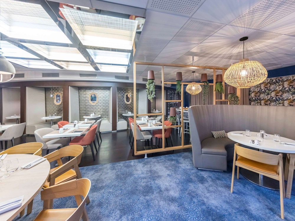 Mercure Paris Massy Gare TGV 56/76