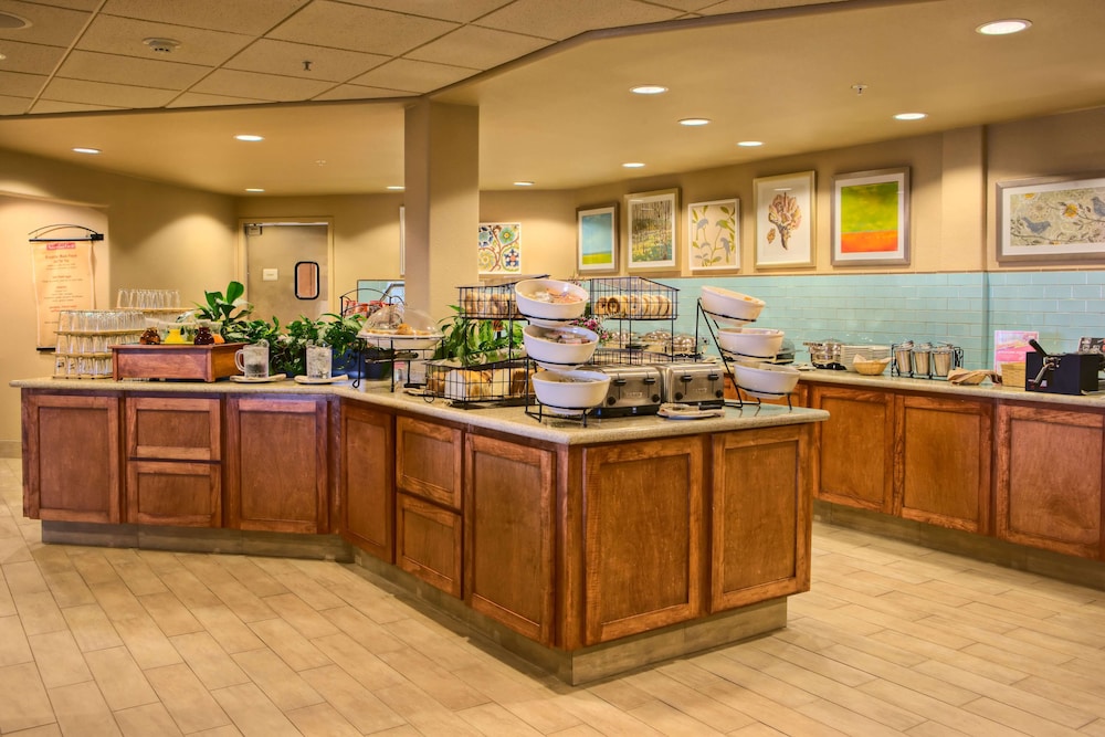 Hilton Garden Inn San Luis Obispo-Pismo Beach 10/50