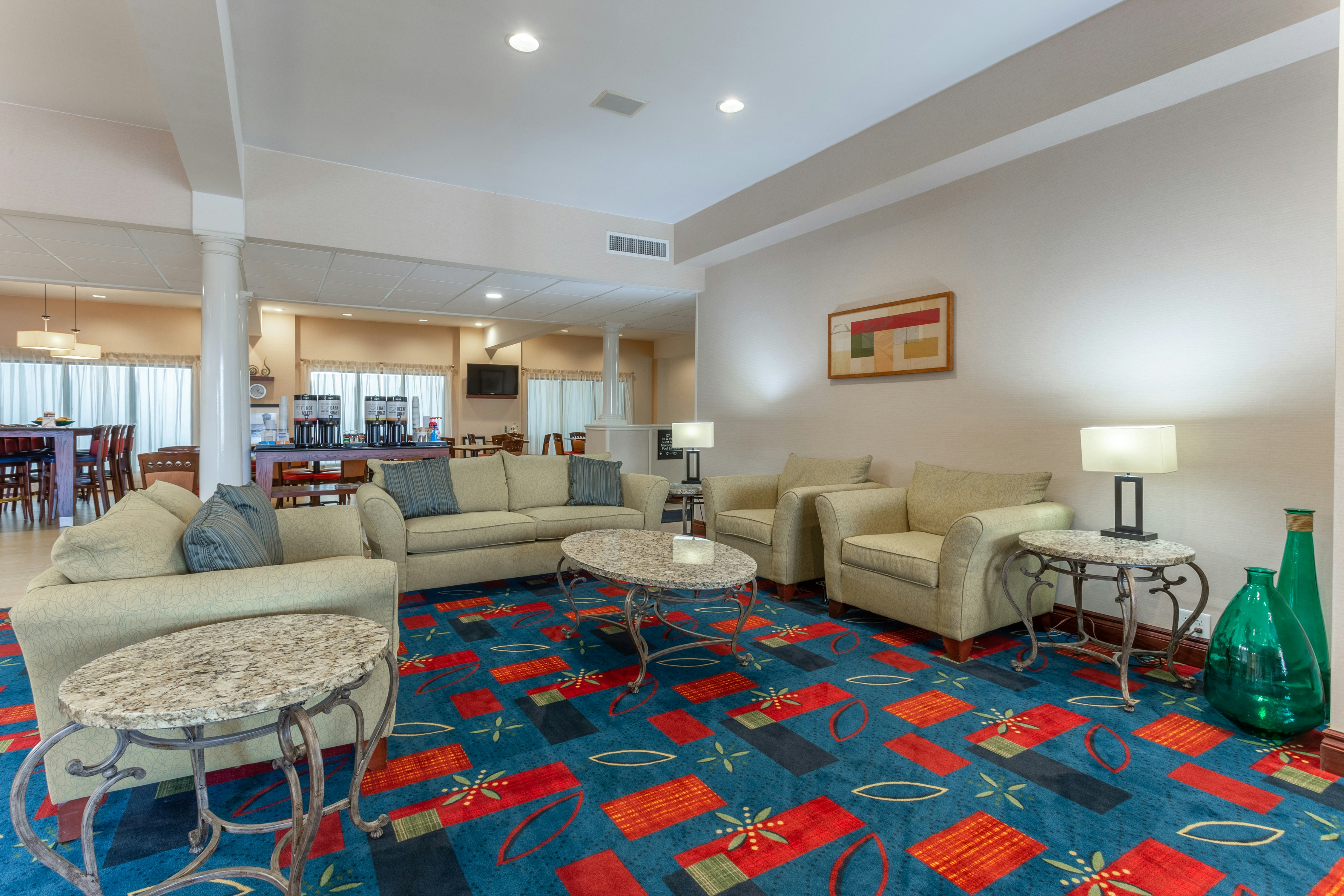Hampton Inn Jefferson City at Capital Mall 27/43