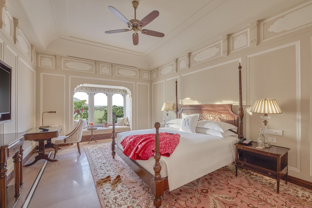 Aravali, Suite, King Bed