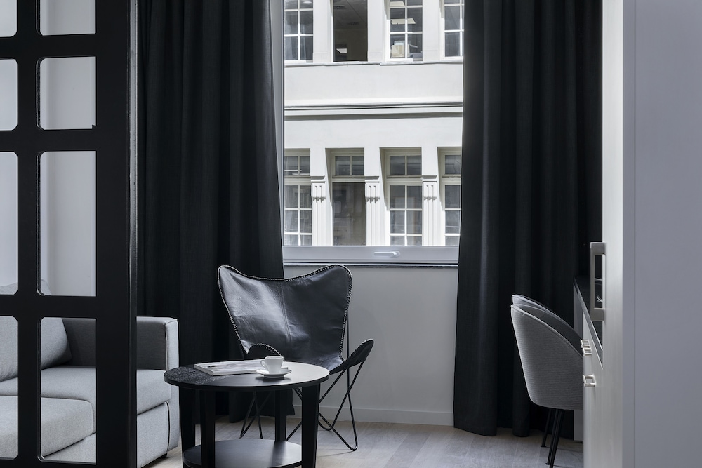 Philosofia Athens Suites 27/38