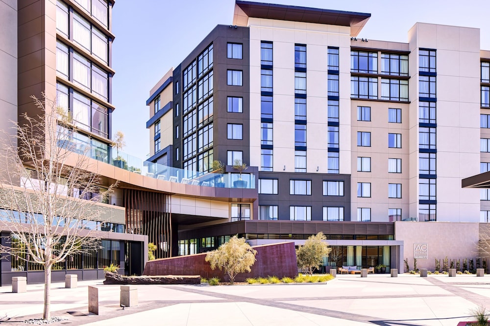 AC Hotel by Marriott Sunnyvale Moffett Park 44/48
