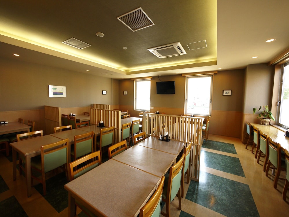 Hotel Route Inn Sapporo Shiroishi 41/44