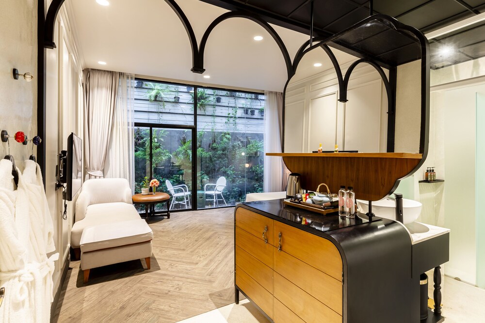 MiLa Hotel Thapae 38/63