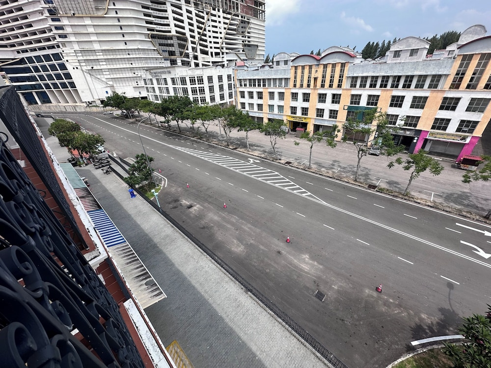 Riviera Suites Melaka 49/50