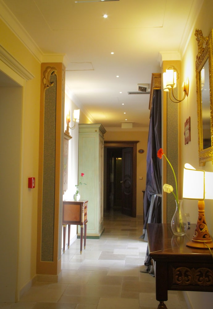 Kelina Charme Hotel 5/70