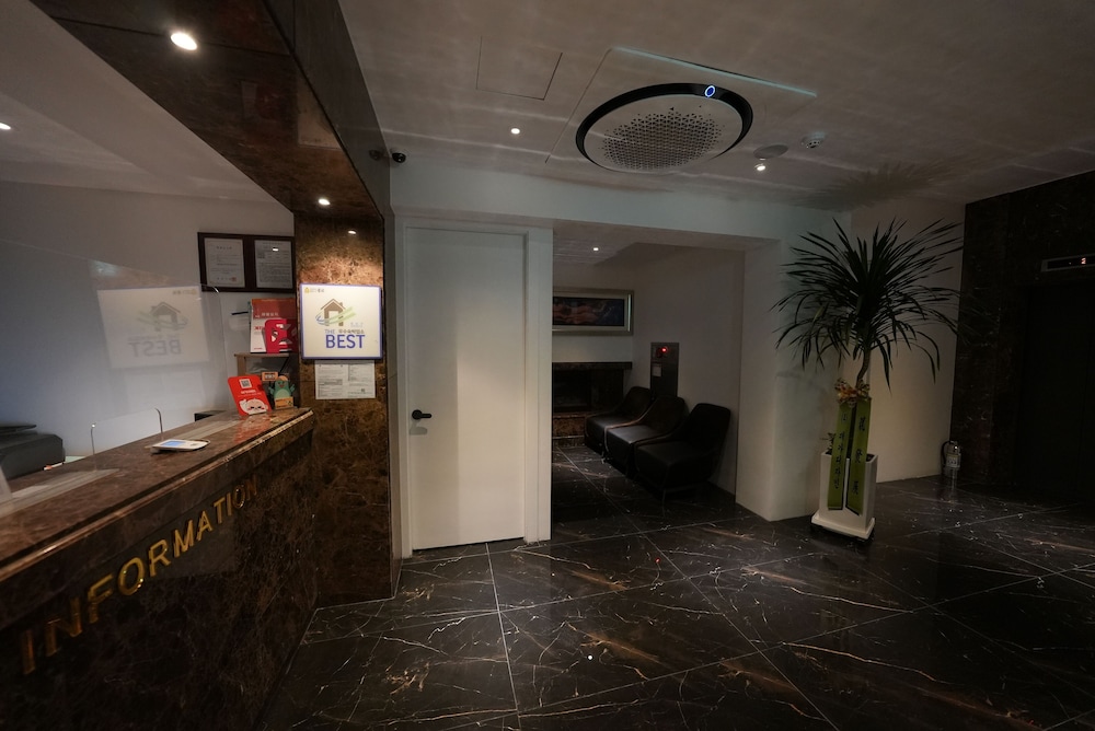 Hotel Amare 5/69