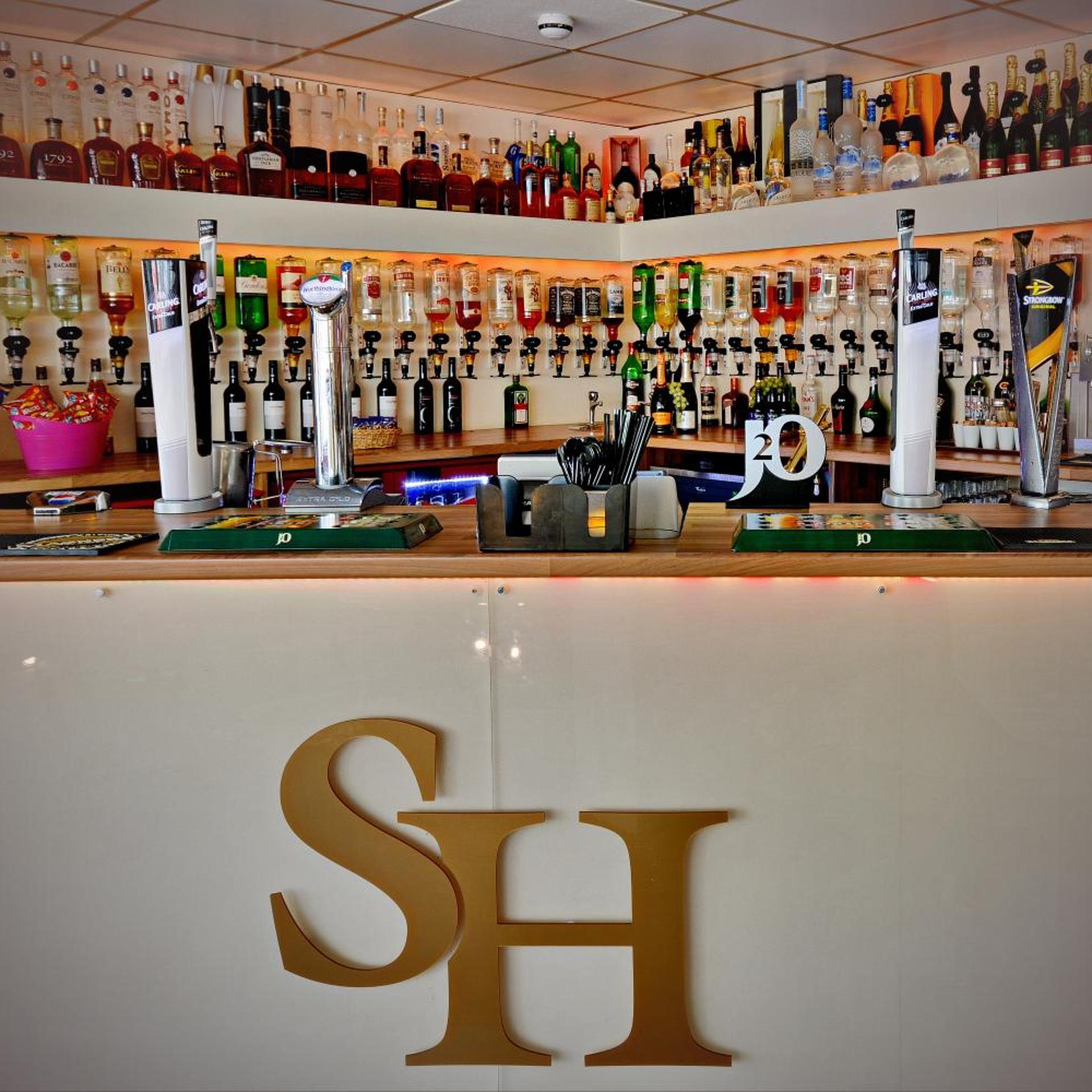 Stuart Hotel 5/54