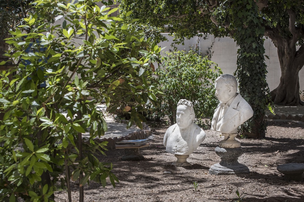 Giardini Mon Plaisir 54/67
