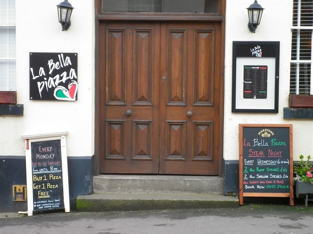 The Dixie Arms Hotel 1/22