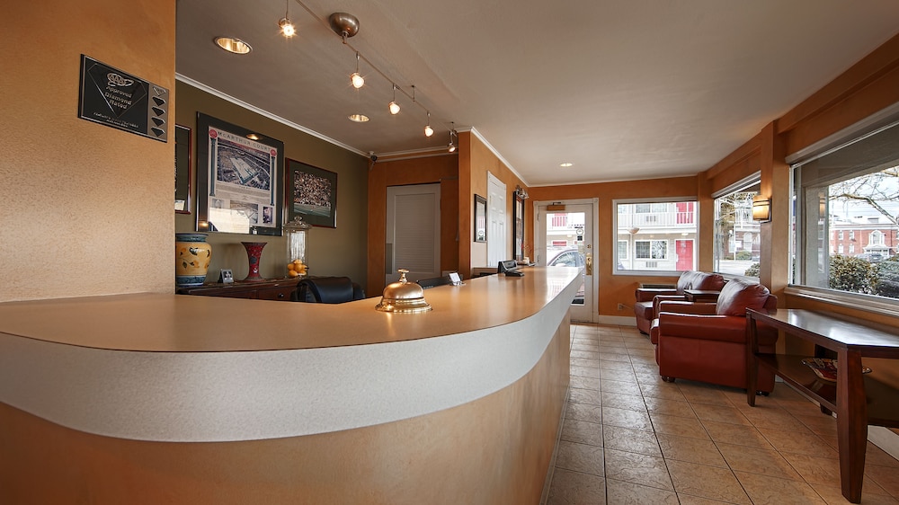 Campus Inn & Suites Eugene Downtown 17/57