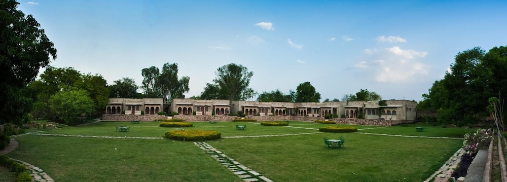Neemrana's - Deo Bagh 30/48