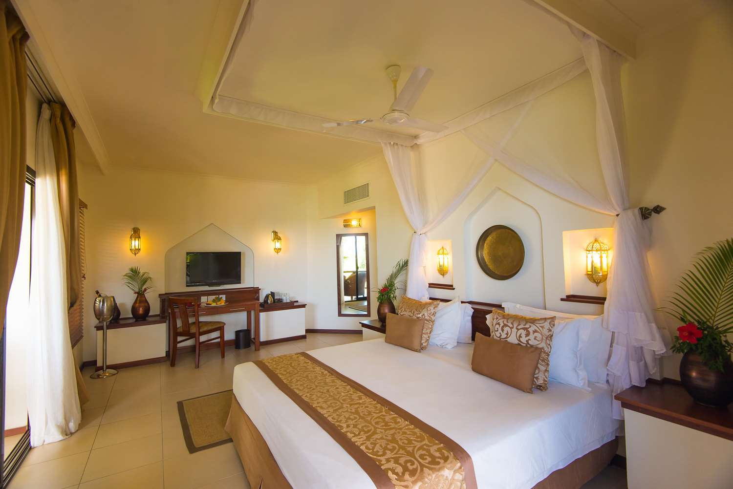 Sea Cliff Resort and Spa Hotel 15/80