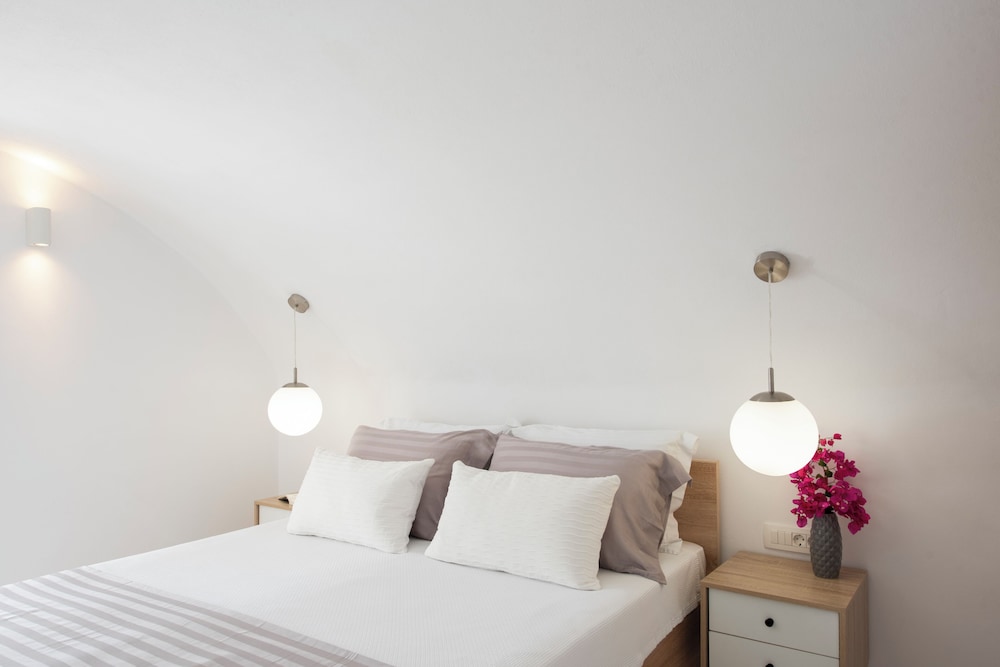 White Orchid Luxury Suites 19/50
