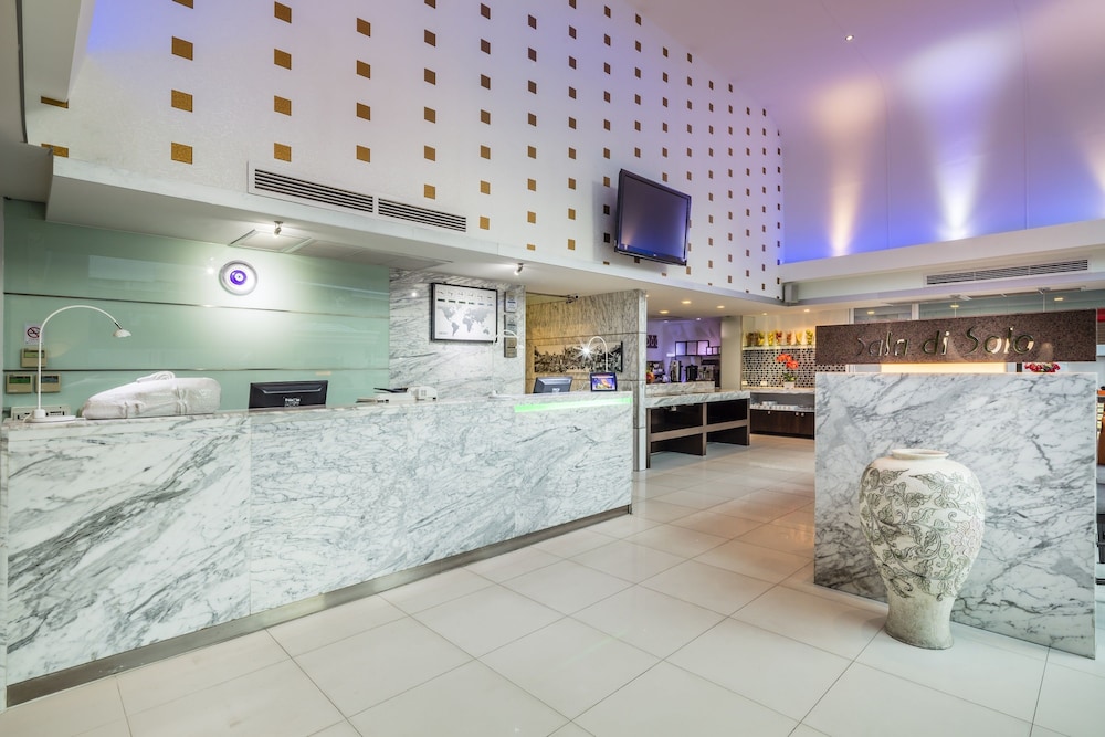 Hotel Solo Sukhumvit 2 28/50