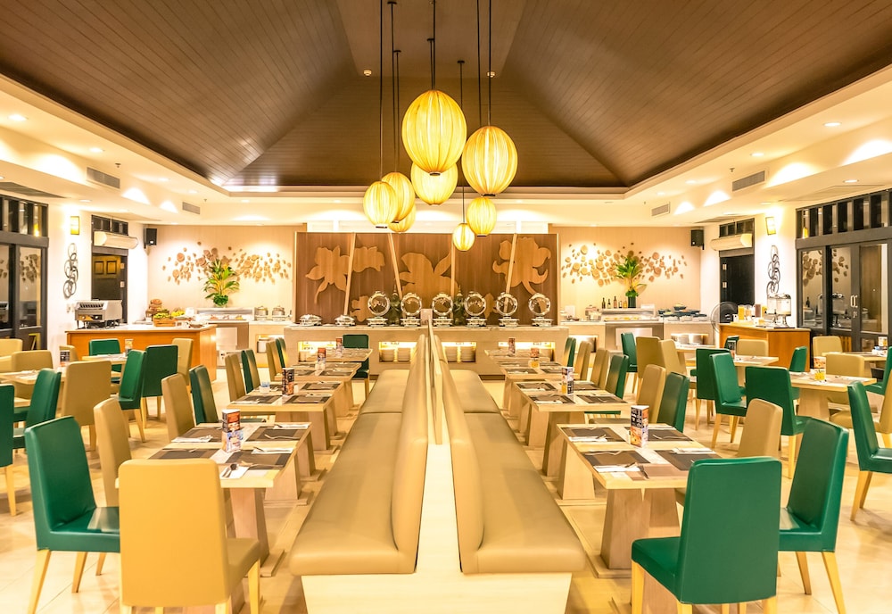 The Sun Club Khao Lak by Katathani 42/63