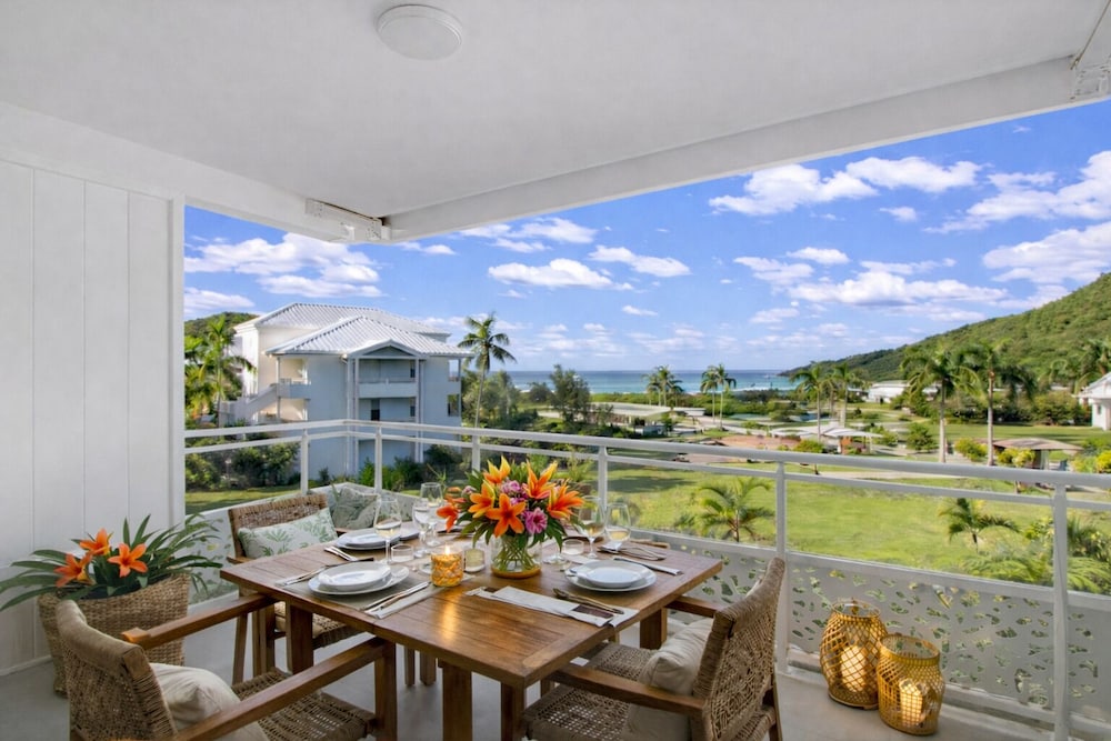 Anse Marcel Beach Resort 23/50