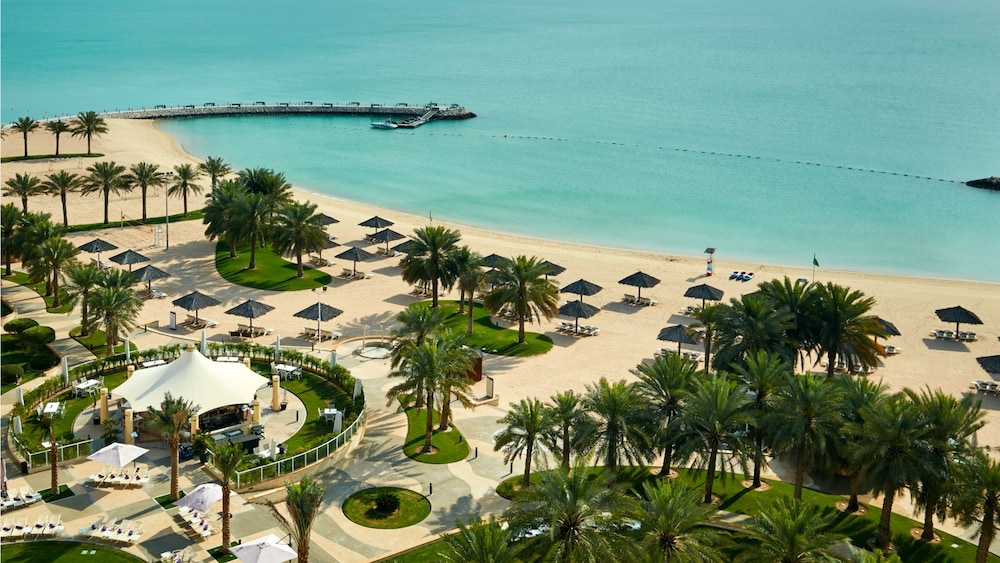 InterContinental Doha Beach and Spa 36/82