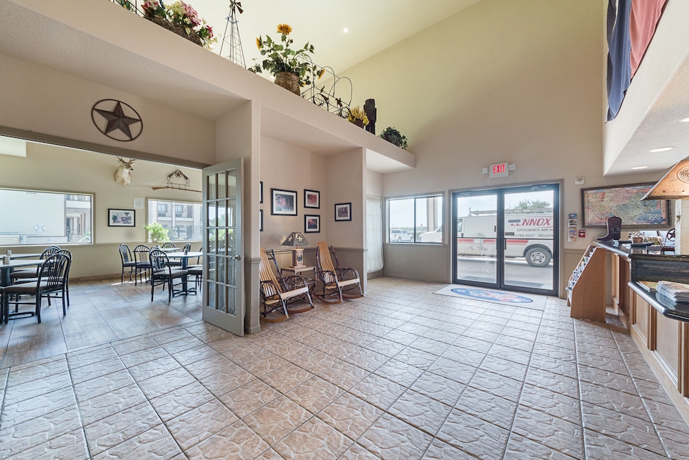 Quality Inn & Suites Victoria South 20/23