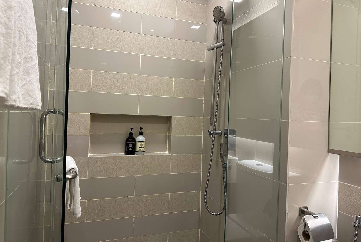 Ramada Suites by Wyndham Kuala Lumpur City Centre 62/64