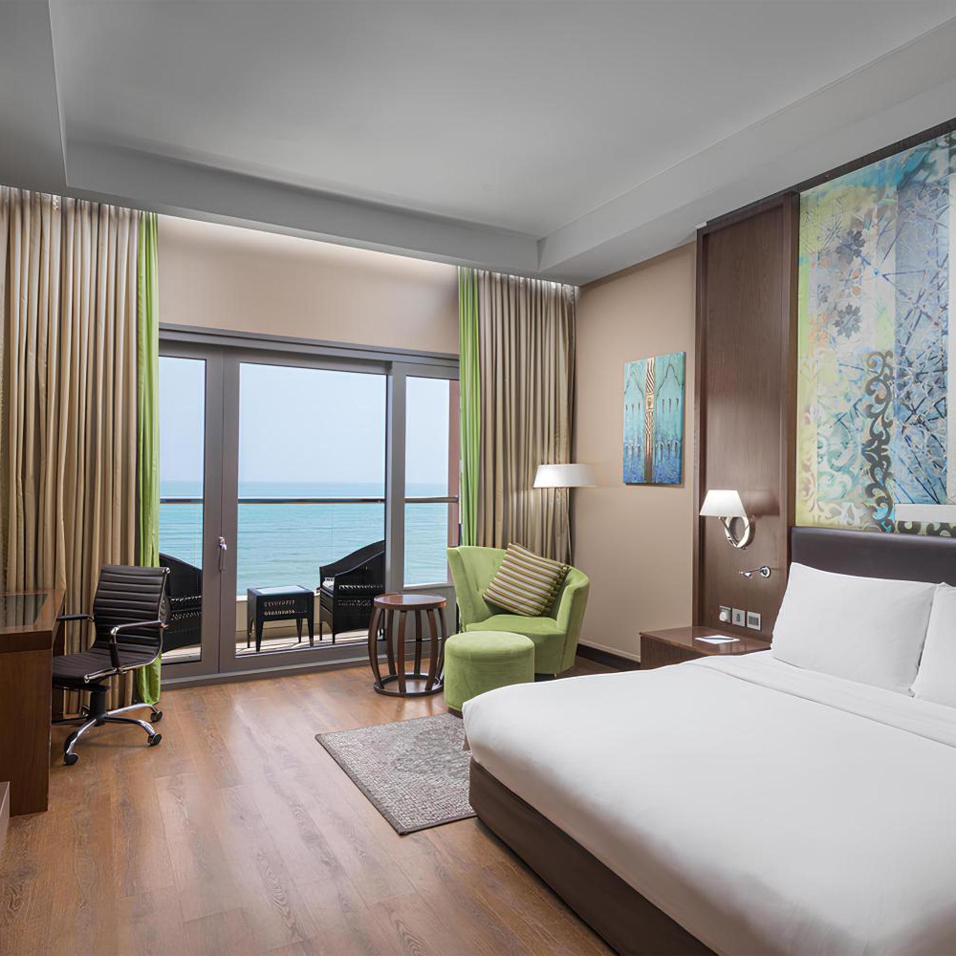 Superior, Pool and Ocean View