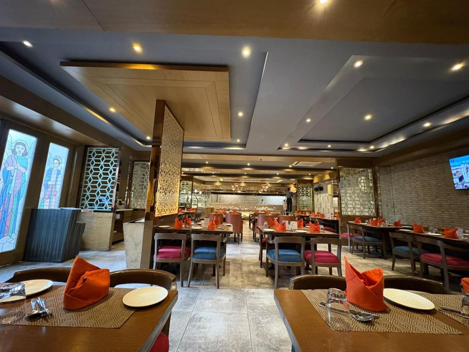 HOTEL PARADOR AGRA 38/45