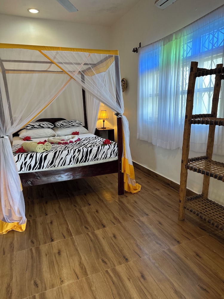 Zanzibar Dream Lodge 11/50
