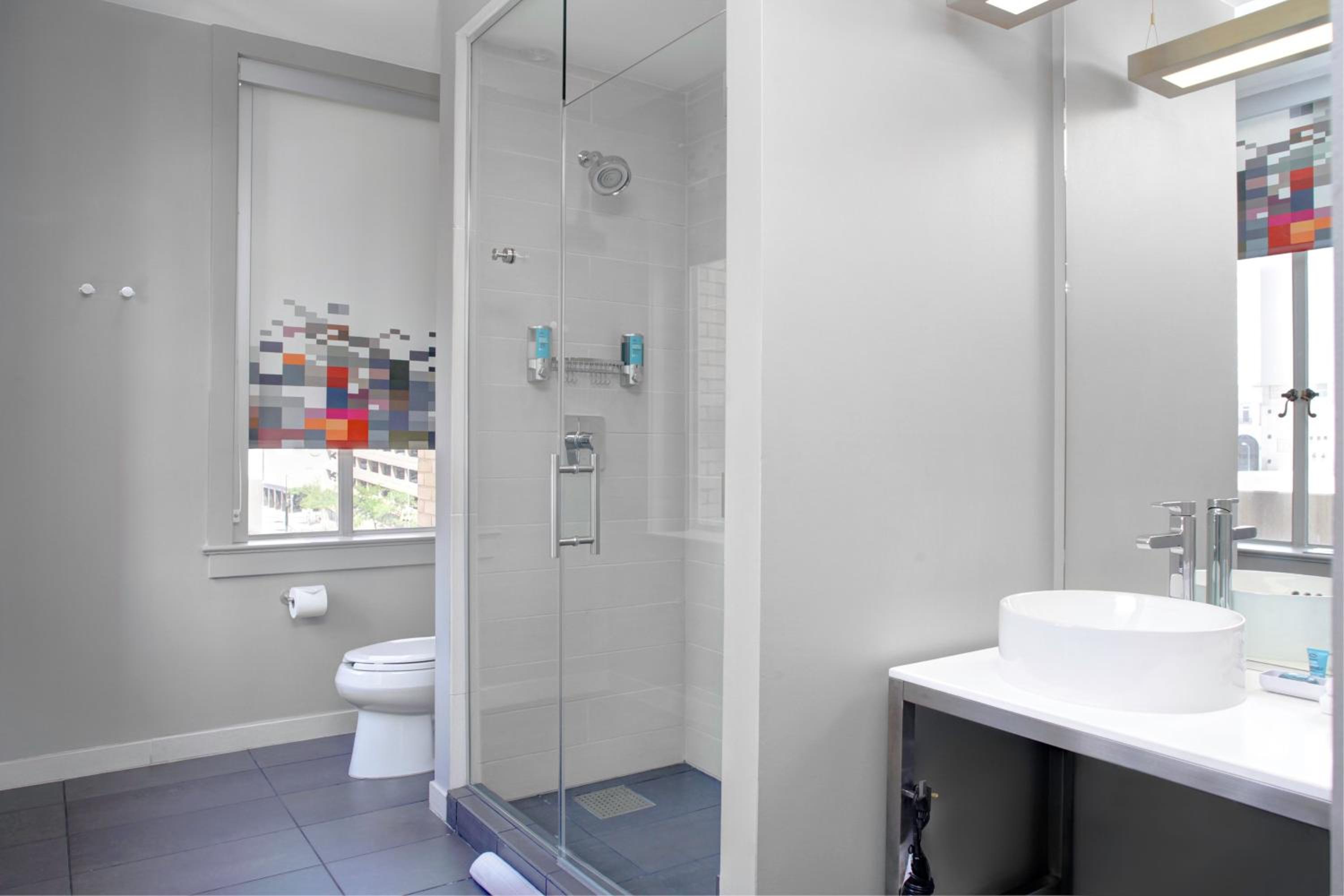 1 Bedroom, Suite, King Bed, Accessible