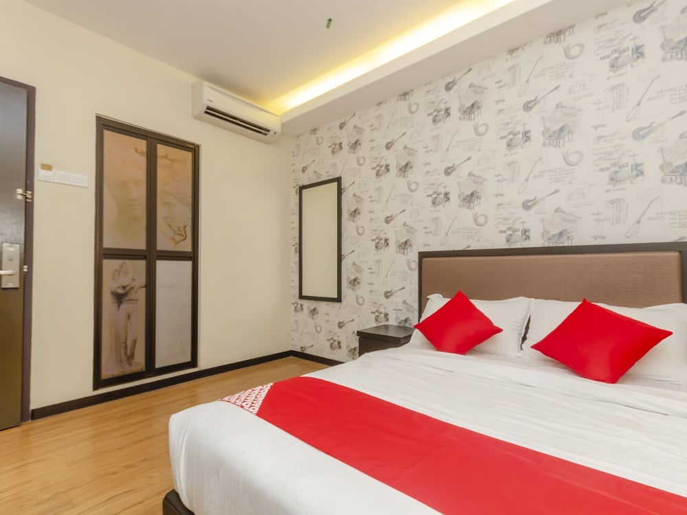 Room at OYO 1214 Oro Hotel, KLUANG