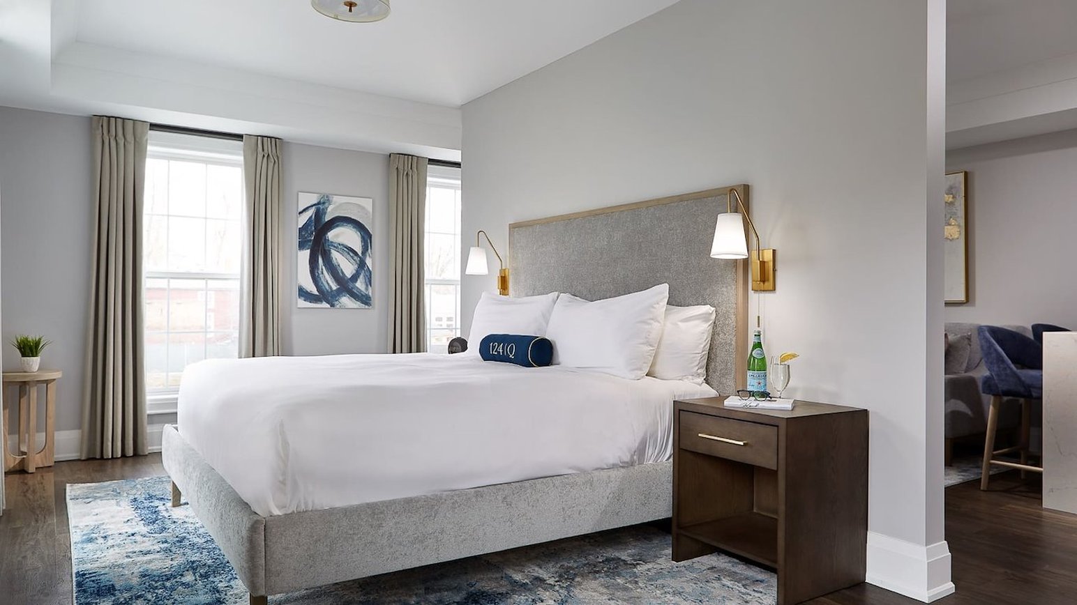 124 on Queen Hotel & Spa 12/40